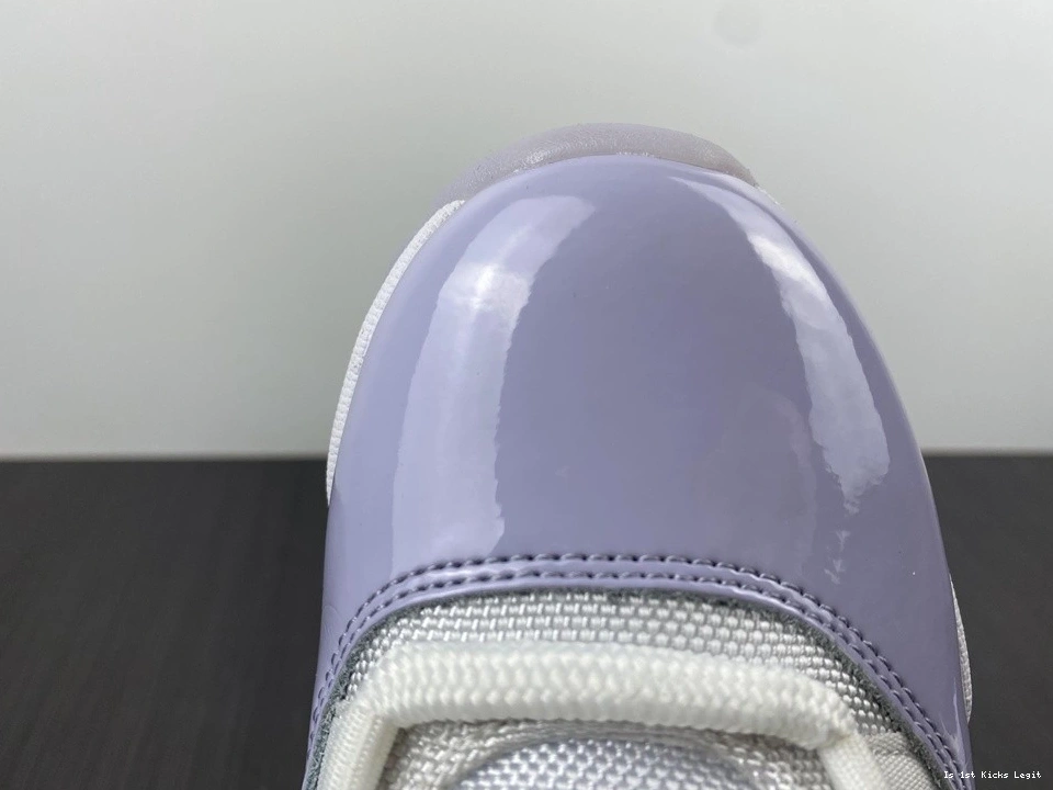 Low AH7860-101 “Pure Violet” Jordan Air 11 0517